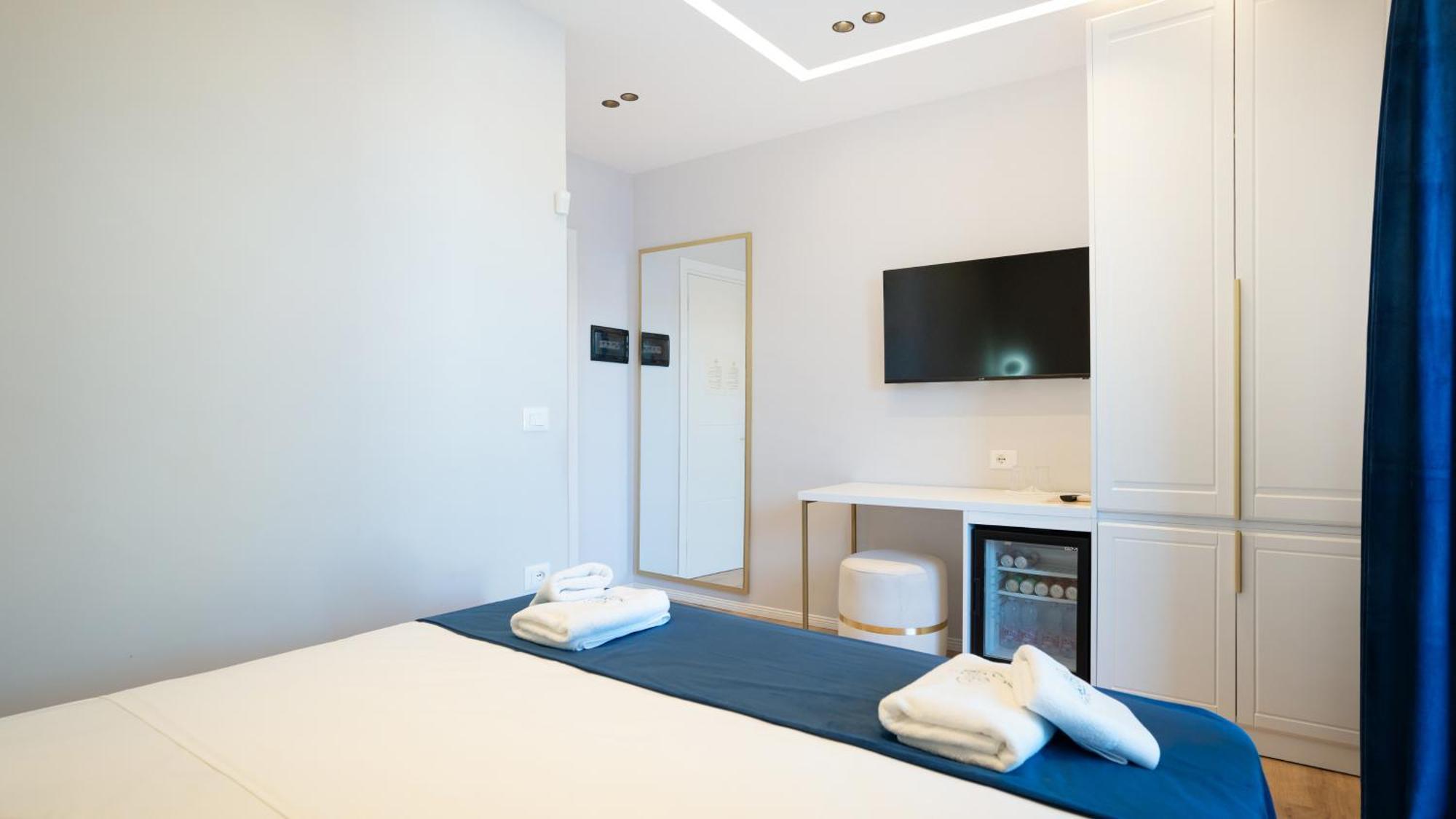 Sea Queen Luxury Hotel Radhime Ngoại thất bức ảnh