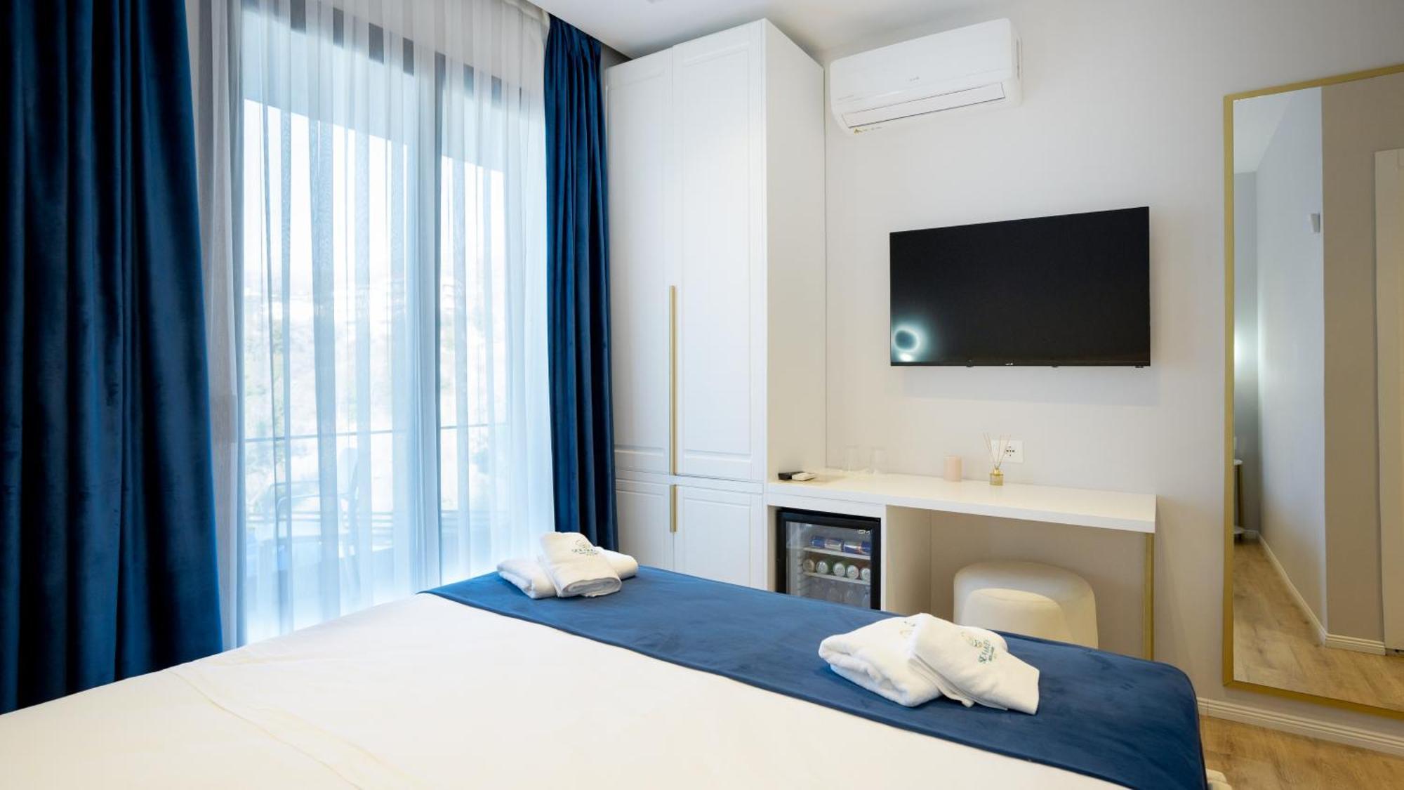 Sea Queen Luxury Hotel Radhime Ngoại thất bức ảnh