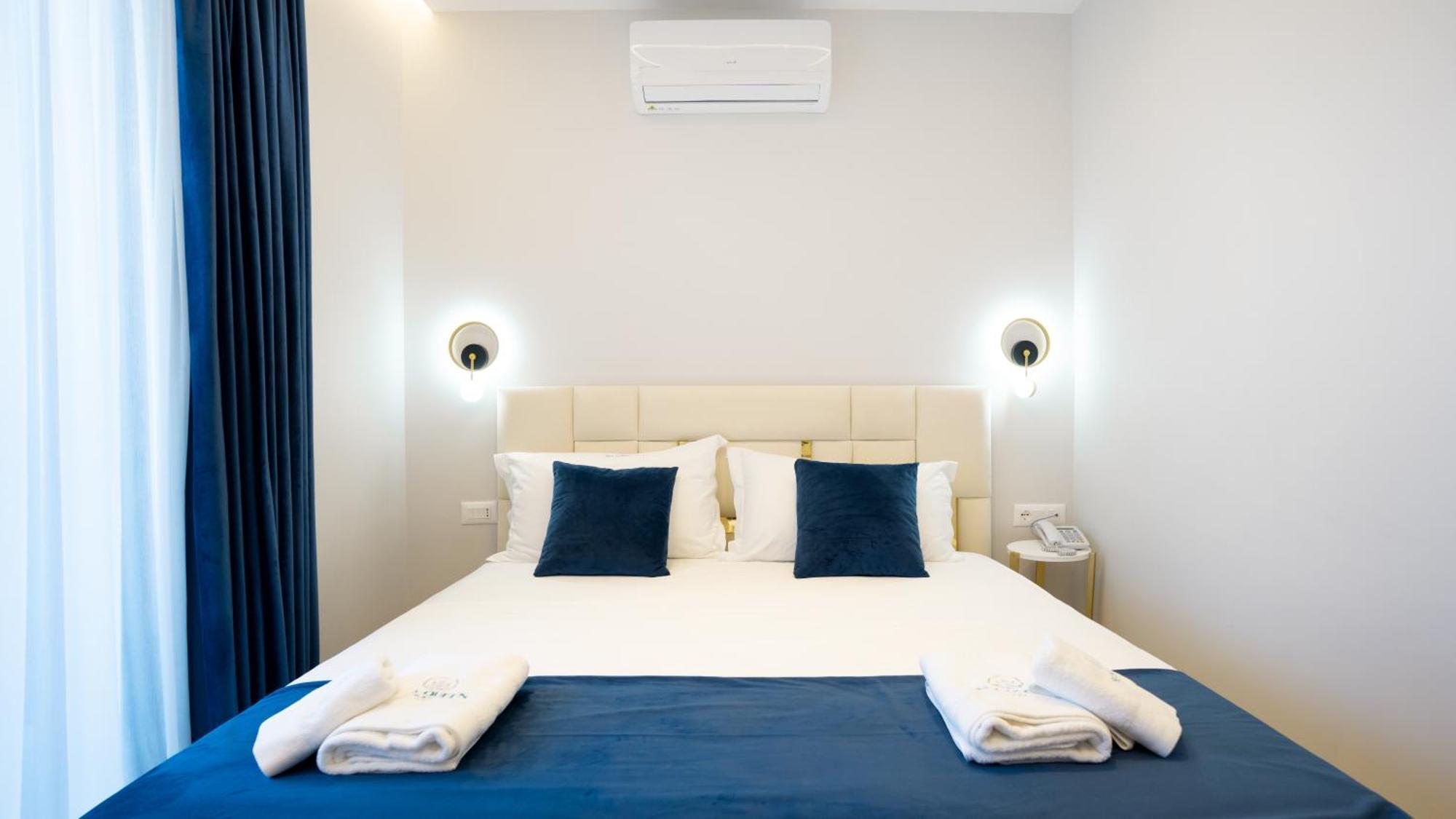 Sea Queen Luxury Hotel Radhime Ngoại thất bức ảnh